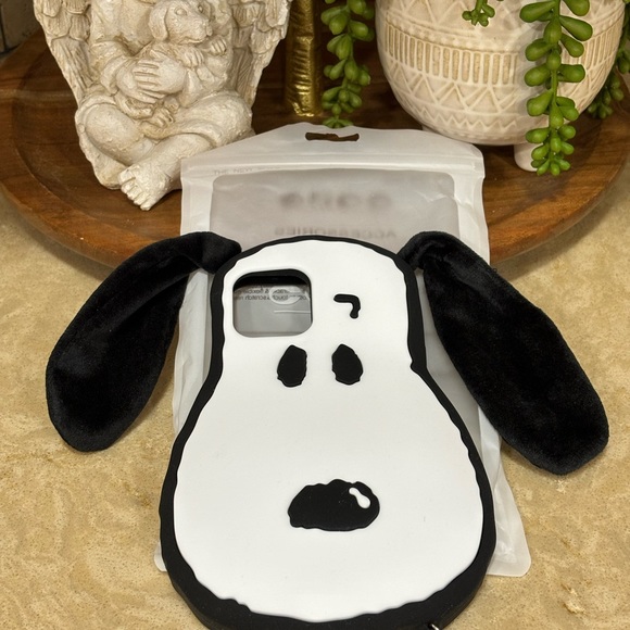 🌷TopFunny 3D Snoopy Silicone 12 Pro Max Phone Case - Picture 2 of 7